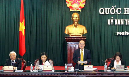 គណៈកម្មាធិការអចិន្ត្រៃណ៌ រដ្ឋសភាវៀតណាមរៀបចំការសួរដេញដោលនិងឆ្លើយការសួរដេញដោល ចំពោះបណ្ដារដ្ឋមន្ត្រី